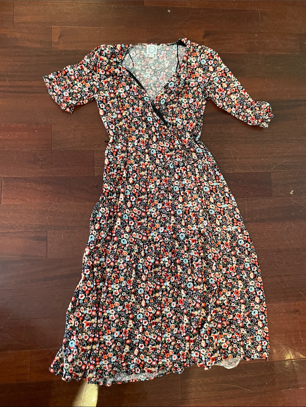 Francesca's Collections Black Floral Dress with Red & White Flowers